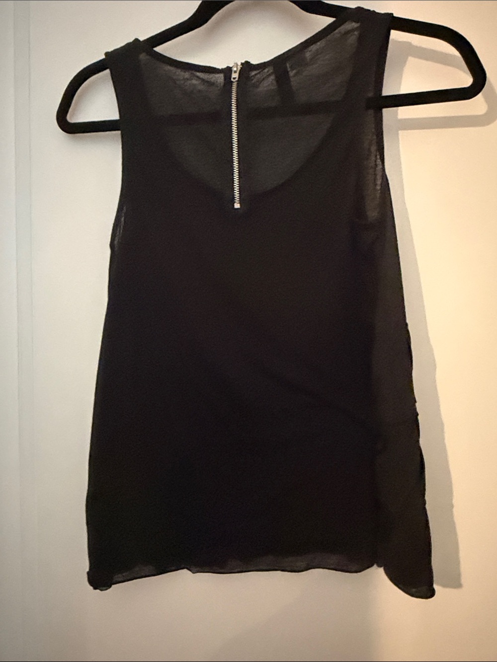 Divided Gray Ruffle Tank Top - Picture 5 of 6